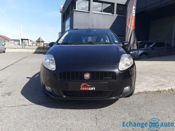 Fiat Punto GRANDE 1.3 MJTD 75 CH