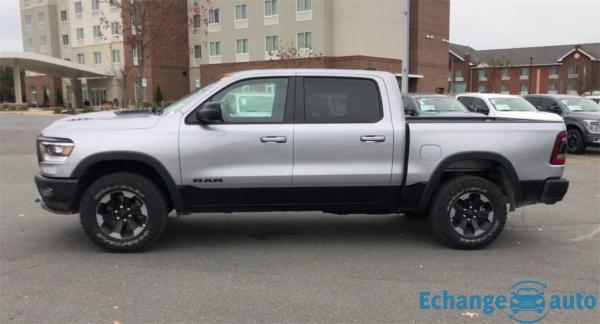 Dodge Ram 1500 rebel 12'' ser top 5.7l hemi 395hp