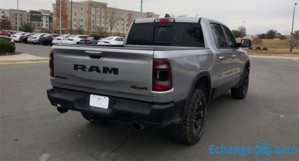 Dodge Ram 1500 rebel 12'' ser top 5.7l hemi 395hp