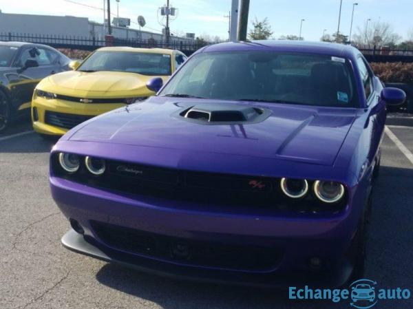 Dodge Challenger R/t shaker hemi srt 6.4l 392 bvm6 485hp