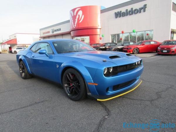 Dodge Challenger Srt hellcat widebody v8 6.2l 717hp