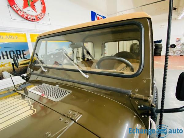 Jeep Wrangler Cj7 golden eagle levis edition v8prix tout compris