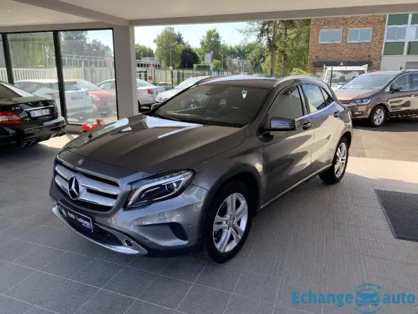 MERCEDES BENZ CLASSE GLA 200 d  SENSATION 7-G DCT A