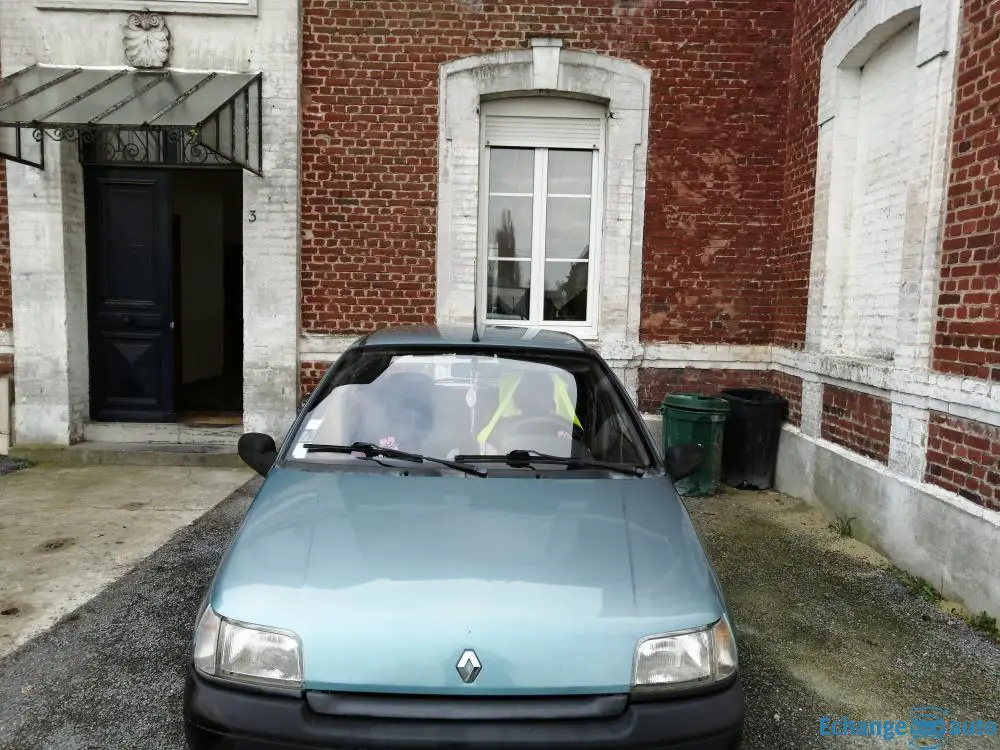 Renault clio phase 1