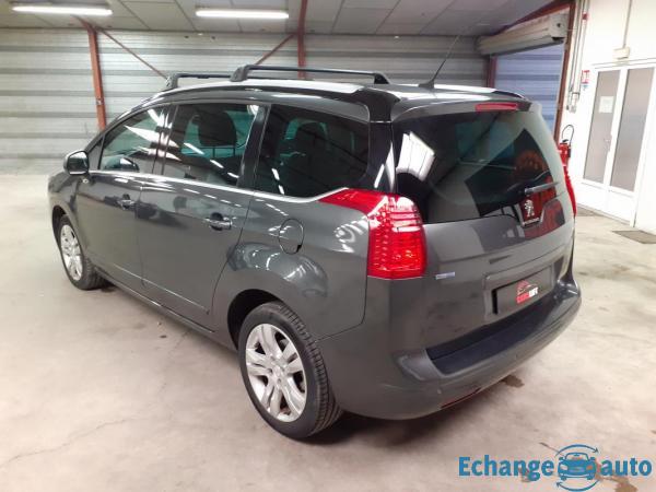 Peugeot 5008 1.6 BlueHDI 120 CH ALLURE 7 PLACES