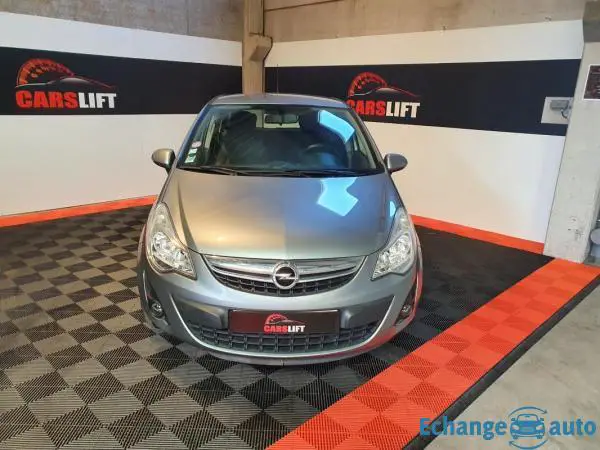 Opel Corsa COSMO 1.4 i 100CH