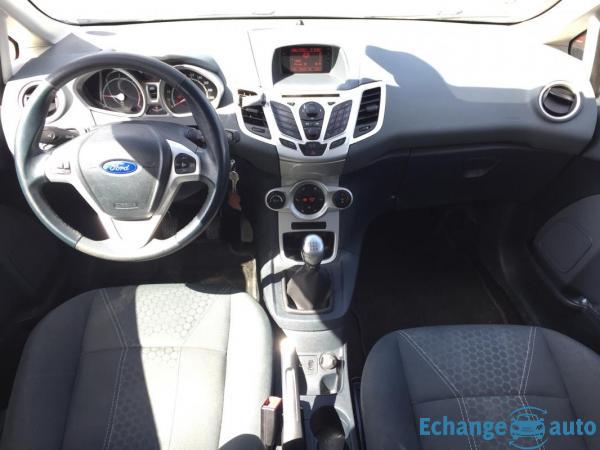 Ford Fiesta Titanium 1.6l tdci 95ch