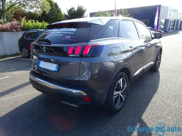 Peugeot 3008 S&S GT LINE 1.2L PURE TECH 130 CV