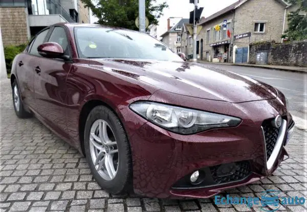 Alfa Romeo Giulia Pack business 2.2 JTD 150 cv AT8