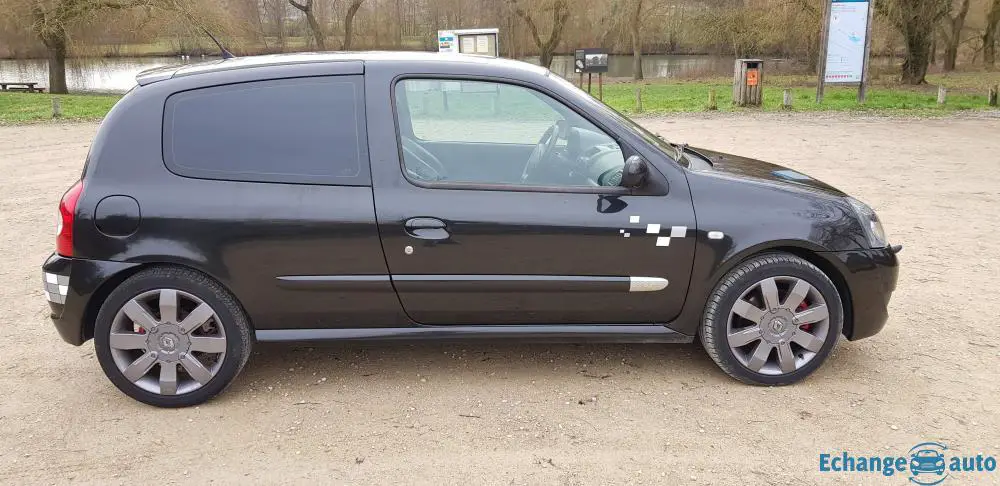 Clio 2 rs