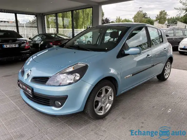 RENAULT CLIO III Clio 1.2 16V 100 Rip Curl 2