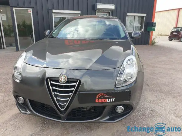 Alfa Romeo Giulietta 1.6 JTDM 105 CH DISTINCTIVE - GARANTIE 6 MOIS