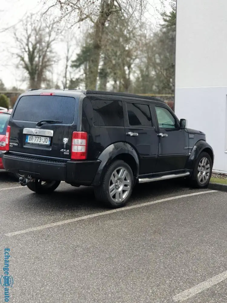 Dodge Nitro 4X4