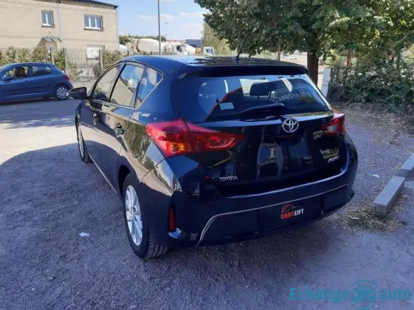 Toyota Auris 1.4 D4-D 90 CH DYNAMIC - GARANTIE 6 MOIS