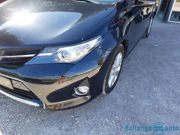 Toyota Auris 1.4 D4-D 90 CH DYNAMIC - GARANTIE 6 MOIS