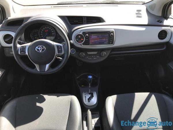 Toyota Yaris HSD STYLE NAV