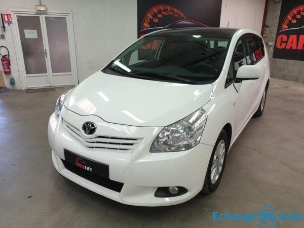 Toyota Verso 2.0L D-AD 126 CV SKYVIEW CONNECT