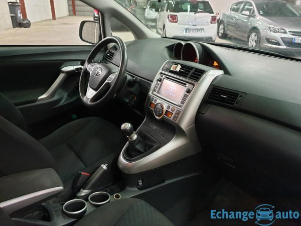 Toyota Verso 2.0L D-AD 126 CV SKYVIEW CONNECT