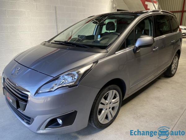 Peugeot 5008 1.6 HDI 120 ALLURE