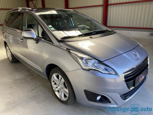 Peugeot 5008 1.6 HDI 120 ALLURE