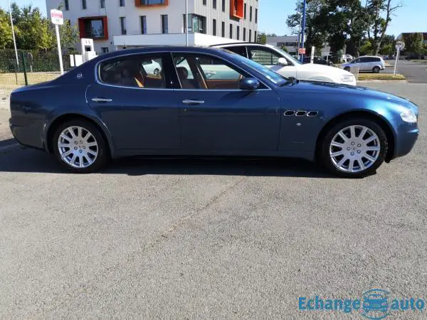 Maserati Quattroporte 4.2 V8 400 ch boîte F1 - GARANTIE 6 MOIS