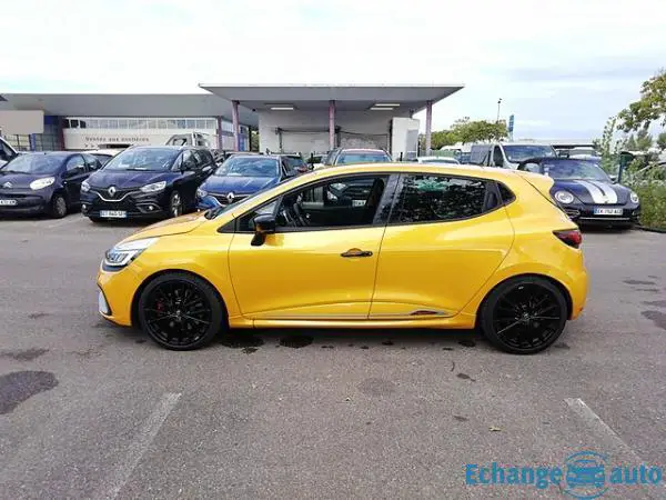 Renault Clio 1.6i Turbo 220 Energy EDC RS Trophy (5p.)