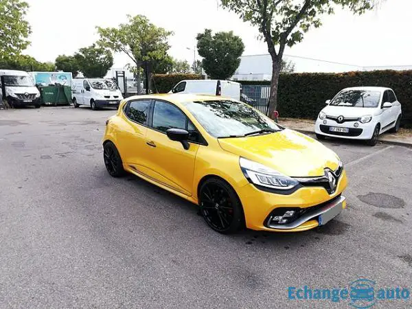 Renault Clio 1.6i Turbo 220 Energy EDC RS Trophy (5p.)