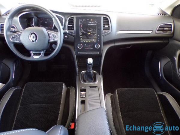 Renault Mégane IV BERLINE TCe 140 FAP Intens