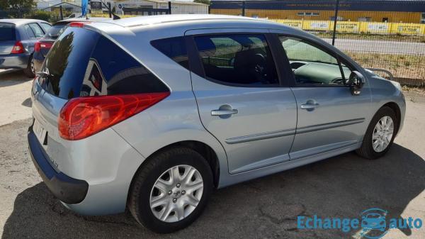 Peugeot 207 SW 1.6 HDI 92 CH PREMIUM GARANTIE 6 MOIS