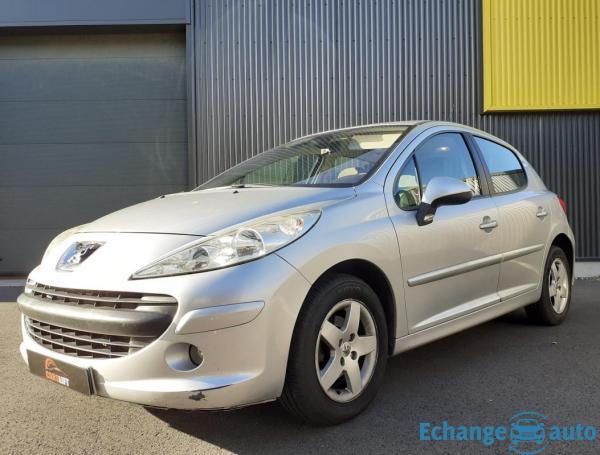 Peugeot 207 PACK SPORT 1.4 90CH - GARANTIE 6 MOIS