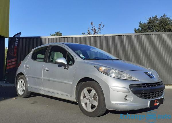 Peugeot 207 PACK SPORT 1.4 90CH - GARANTIE 6 MOIS