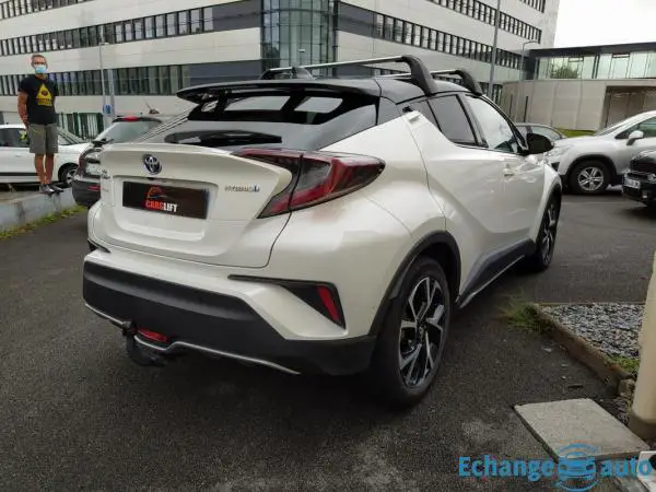 Toyota C-HR GRAPHIC 122ch 2WD E-CVT PACK TECHNO