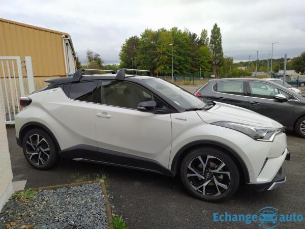 Toyota C-HR GRAPHIC 122ch 2WD E-CVT PACK TECHNO