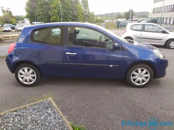 Renault Clio 1.2 75 CH Authentique 74120 Km - Garantie