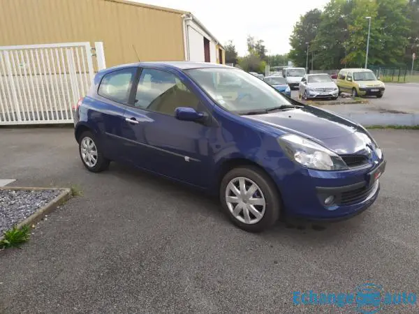 Renault Clio 1.2 75 CH Authentique 74120 Km - Garantie