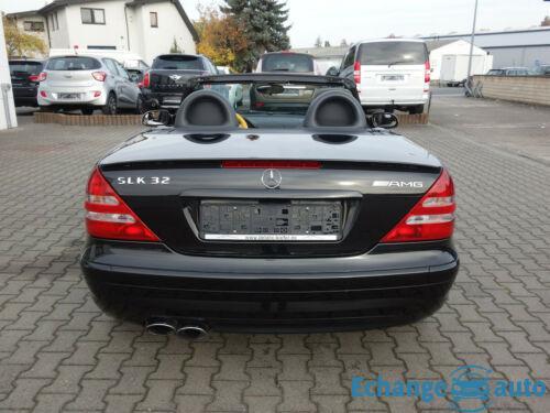 Mercedes-Benz SLK 32 AMG Designo