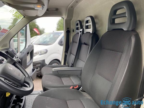 Peugeot Boxer (2) BLUEHDI 130 PREMIUM PA 335 L2H2