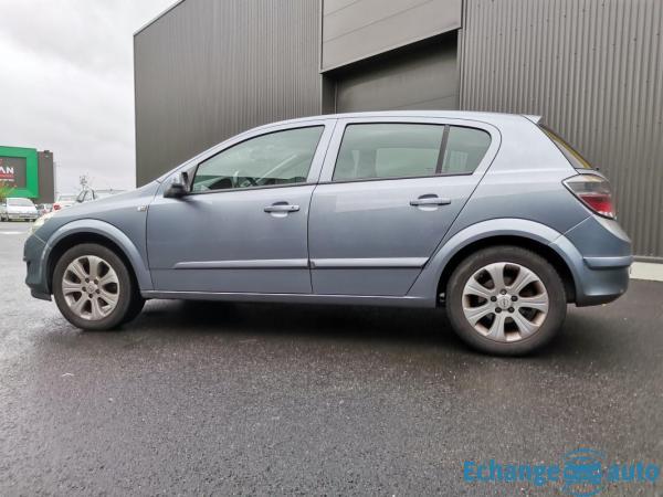 Opel Astra 1.7CDTI 100CH GARANTIE 6 MOIS