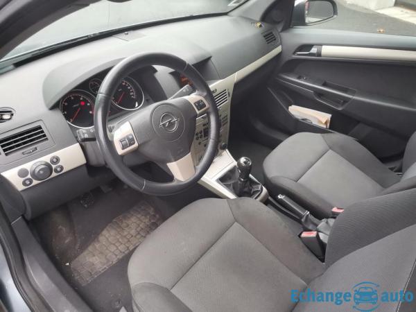 Opel Astra 1.7CDTI 100CH GARANTIE 6 MOIS