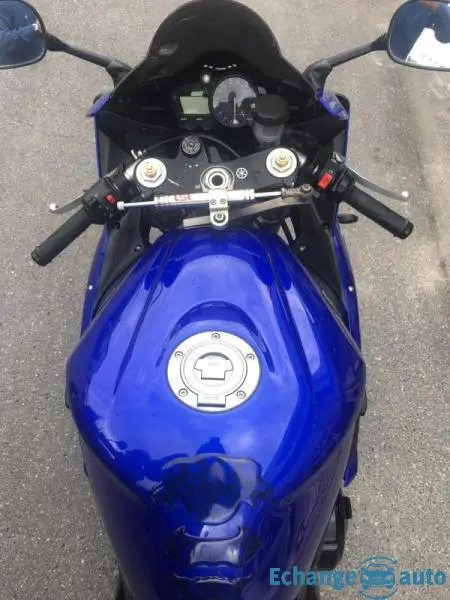 Yamaha R1