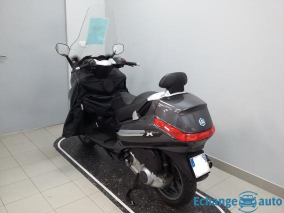 Piaggio X9