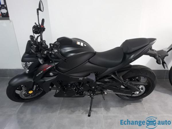 Suzuki GSX