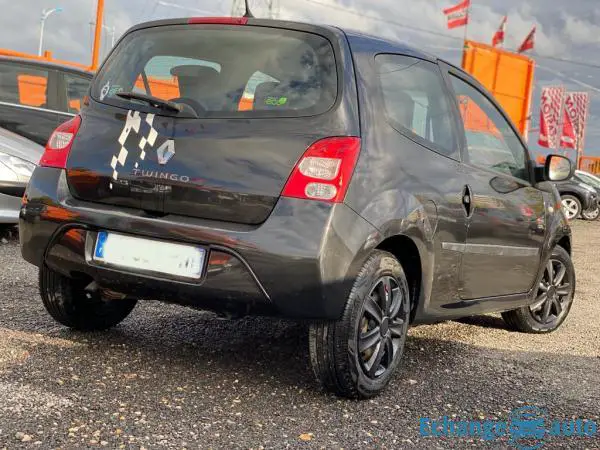 Renault Twingo II (X44) 1.2 i 16V LEV 4CV 75CH - En excellent état