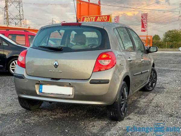 Renault Clio III 1.5 dCi 86cv Quickshift Boîte auto 78000km - En super bon état