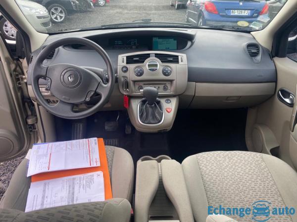 Renault Grand Scénic II 2.0 i 136cv Boîte auto - Entretien avec facture à l'appui