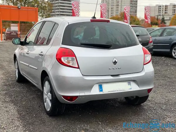 Renault Clio III Phase 2 1.5 dCi 5CV 86CH - En excellent état