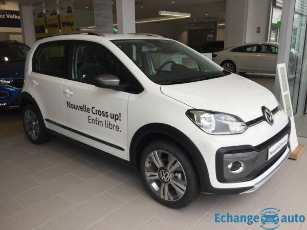 Volkswagen Up! 1.0 75 Cross Up!