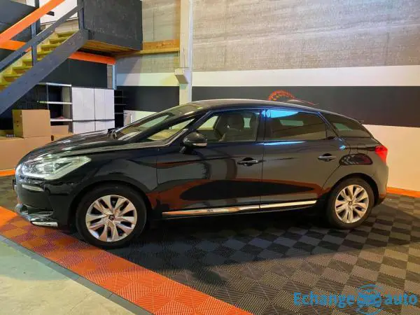 Citroën DS5 SO CHIC 1.6 HDI 115 CH