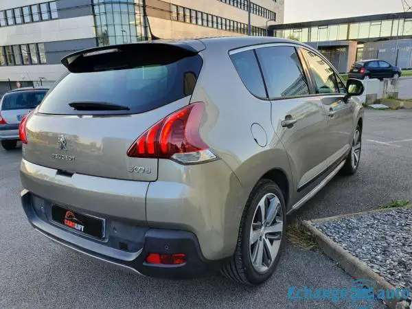 Peugeot 3008 HYbrid4 2.0 e-HDI ALLURE ETG6 163ch - Garantie Constructeur 06/2021