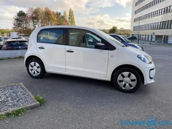 Volkswagen Up! Concept 1.0l 60ch 3cv